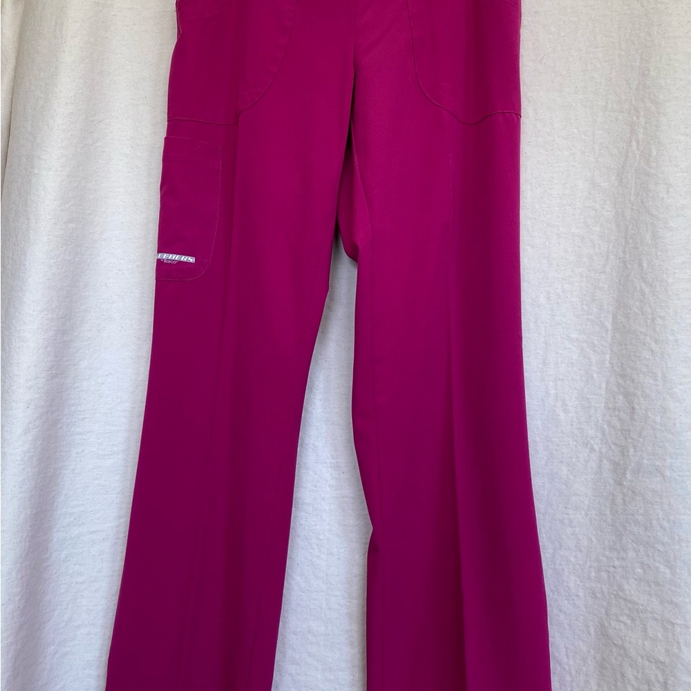 Skechers Magenta Apparel